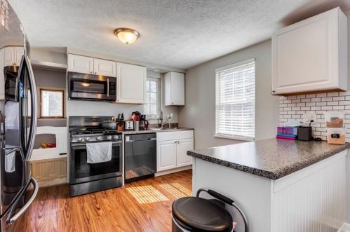 883 Stevendale Dr, Pittsburgh PA  15221-3926 exterior