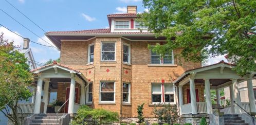 2725 Cleinview Ave, Cincinnati, OH 45206-1812