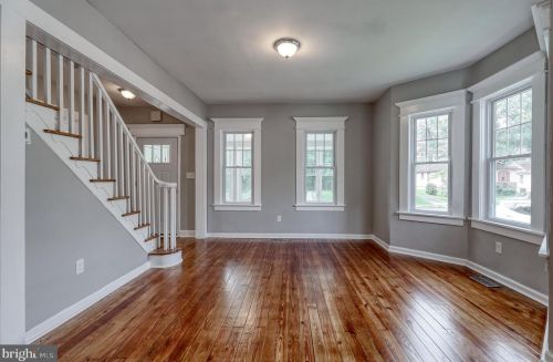 437 Maple Ave, Camden NJ  08106-2054 exterior