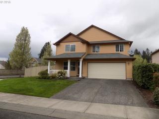 1012 148th St, Vancouver, WA 98685-1038