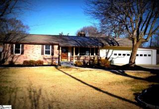 120 Holland St, Simpsonville, SC 29681-3818