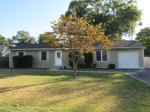 334 Lockheed Rd, Bricktown, NJ 08723-6810