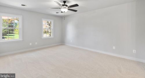 700 Winterberry Dr, Fredericksburg VA  22405-2056 exterior