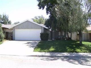 210 Meadowbrook Ct, Tehachapi CA  93561-2409 exterior
