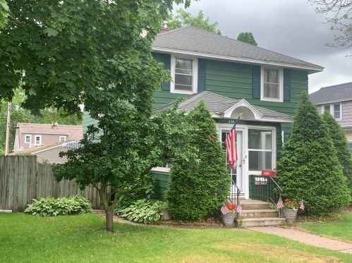 436 22nd St, La Crosse, WI 54601-5016