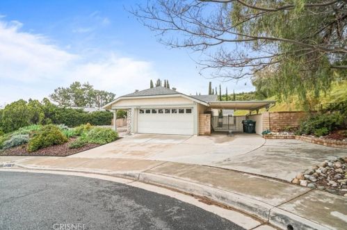 21752 Whey Dr, Santa Clarita, CA 91350-1674