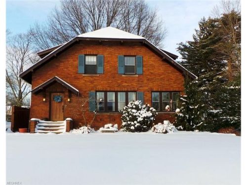 981 Sunset Dr, Alliance, OH 44601-3753