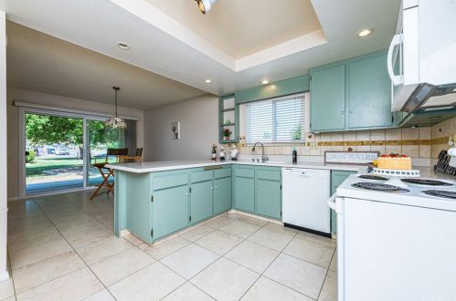 28021 Pebble Beach Dr, Menifee CA  92586-2501 exterior