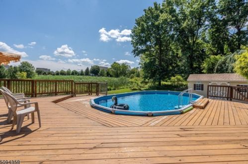 115 Johanna Farms Rd, East Amwell Township NJ  08551-2009 exterior