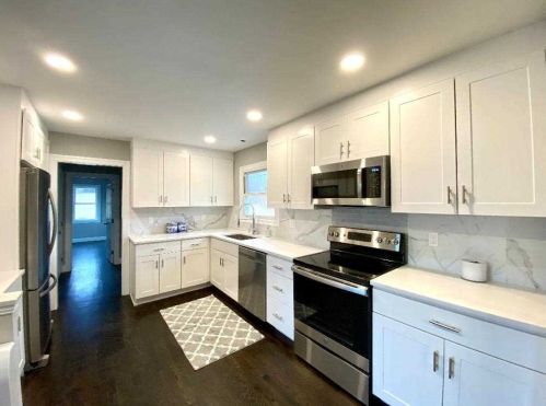 109 Chelsea Rd, New Hamburg NY  12590-5475 exterior