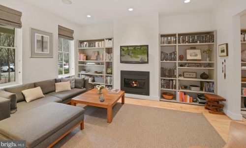1221 T St, Washington, DC 20009-4428