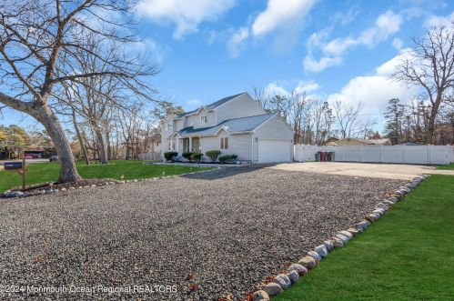 119 Serpentine Dr, Berkeley Township NJ  08721-2447 exterior