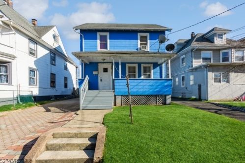 1229 6th St, Plainfield, NJ 07063-1433