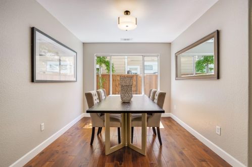 7577 Trotter Way, Pleasanton CA  94566-3121 exterior