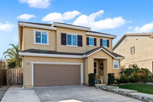 7018 Westminster Ct, Vacaville CA  95687-8254 exterior
