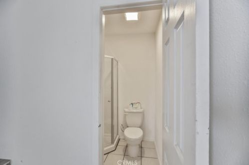 996 Arrowhead Ave, San Bernardino CA  92408-2009 exterior