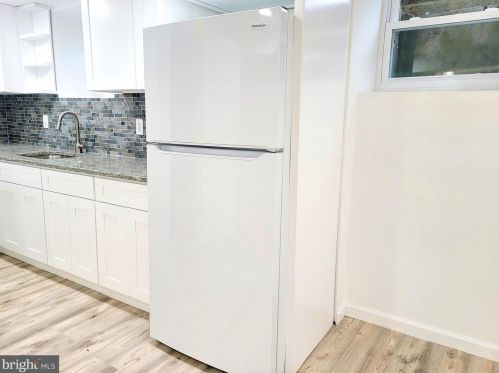 20 Kendall Blvd, Camden NJ  08107-1512 exterior