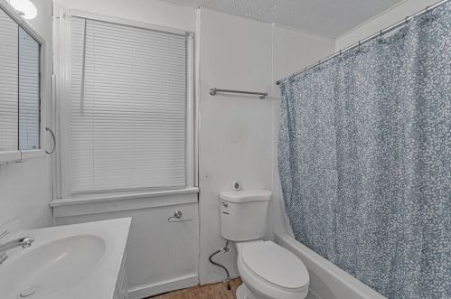 2659 Glenmawr St, Pittsburgh PA 15204-1830 exterior