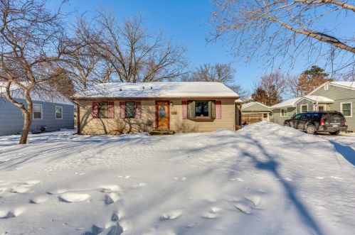 5346 Lakeside Ave, Minneapolis, MN 55429-3709