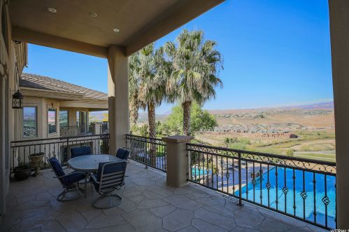 1540 Stone Clf Dr, Saint George UT 84790-6138 exterior