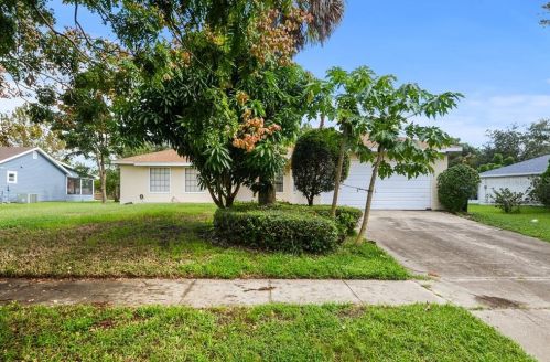 9163 Montevello Dr, Orlando, FL 32818-9034