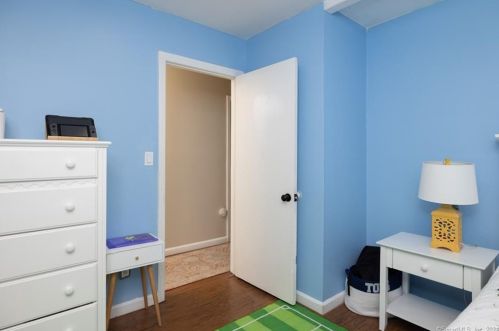 28 Talcott Rd, Glastonbury CT  06033-2919 exterior