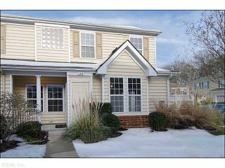 120 Ellis Dr, Yorktown VA  23692-4760 exterior