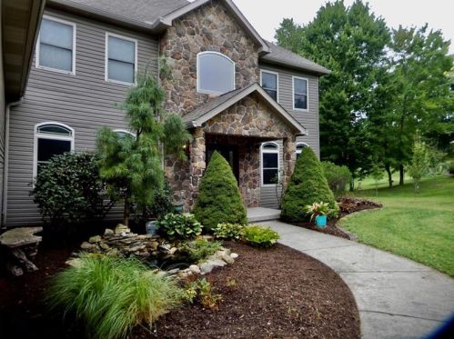 964 Lorenwood Dr, Hermitage, PA 16148-8812