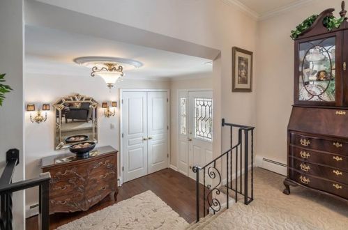 109 Stratford Dr, Canonsburg, PA 15317-2636