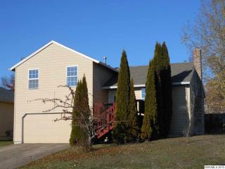 312 Denton Ave, Dallas, OR 97338-1186