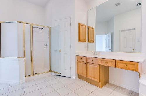 2614 Brighton Dr, Lewisville TX  75028-1463 exterior