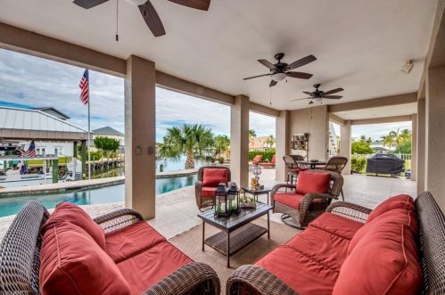 2159 Macadamia Ln, Saint James City FL  33956-2034 exterior