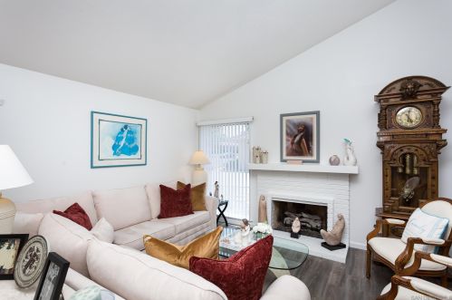 16670 Bernardo Oaks Dr, San Diego CA  92128-2837 exterior