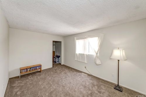 4212 161st St, Lawndale CA  90260-2733 exterior