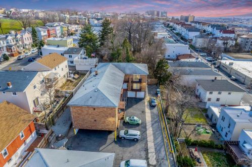 7512 Kiesel Ter, North Bergen NJ  07047-4026 exterior