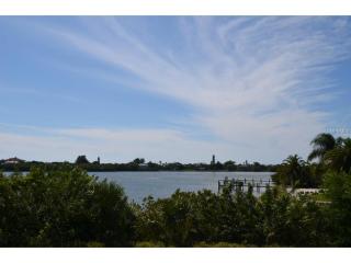 448 Sorrento Dr, Osprey, FL 34229-9656