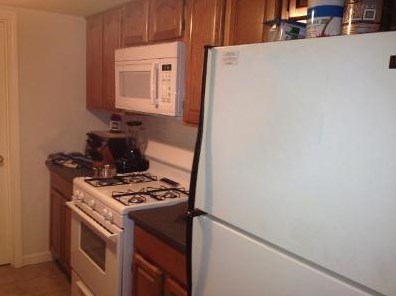 1137 Hartford Ave, Providence RI  02919-7122 exterior