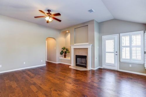 13137 Appaloosa Chase Dr, Austin TX  78732-1974 exterior