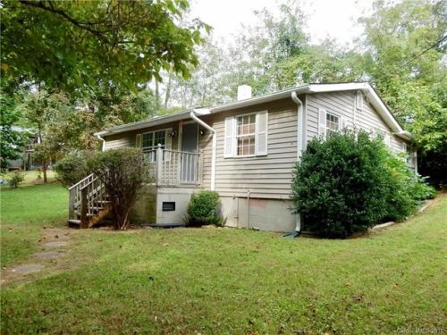 49 Freno Dr, Asheville, NC 28803-9679