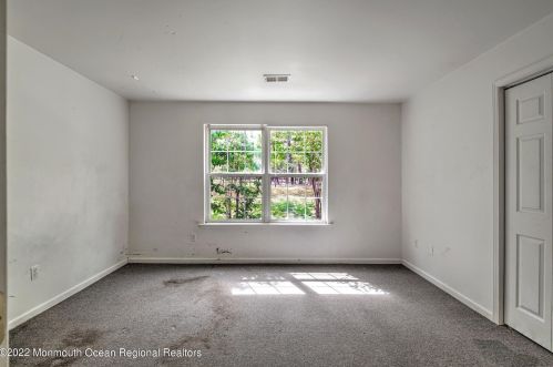 147 Harlequin Glade, Berkeley Township NJ  08721-1394 exterior