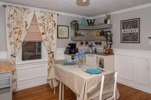 238 Delaware Dr, Glenshaw PA  15116-1716 exterior