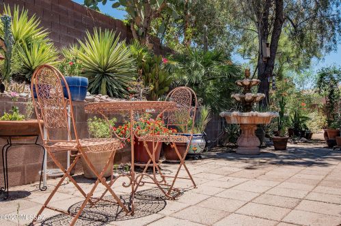 5221 Grouse Way, Tucson AZ 85742-9496 exterior