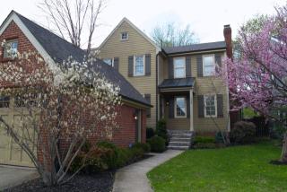 1055 Chinoe Rd, Lexington, KY 40502-3009