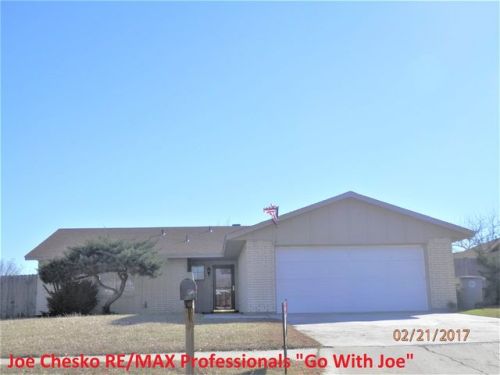 7222 Hunter Rd, Lawton, OK 73505-2635
