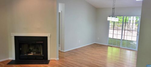 14 Riverwood Ct, Bybee VA  22963-3354 exterior