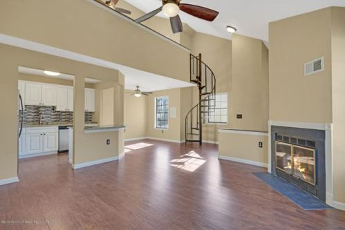 209 Begonia Ct, Jackson Twp, NJ 08527-4135