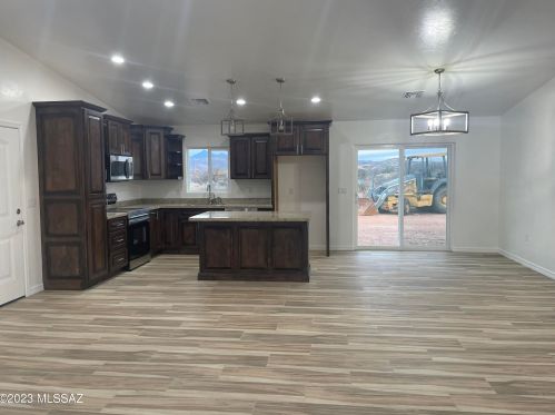 923 Paseo Cieneguita, Nogales, AZ 85648-1828