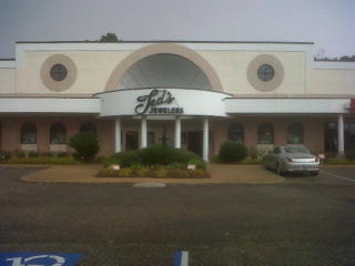 2956 Ross Clark Cir, Dothan AL  36301-1161 exterior