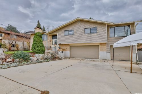 1096 Cambridge Rd, West Kaysville UT  84037-1305 exterior