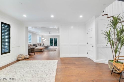 820 Mandalay Bch Rd, Oxnard CA 93035-1078 exterior